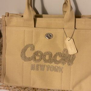 Coach cargo tote